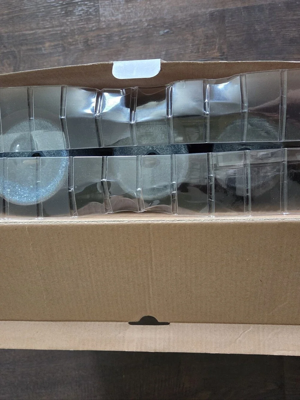 New In Box Luminara Blue Glitter Flameless Pillar Candles (3-Piece Set)